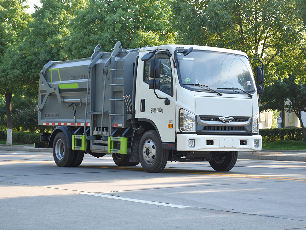 CLT5070ZZZZBJ6型自裝卸式垃圾車