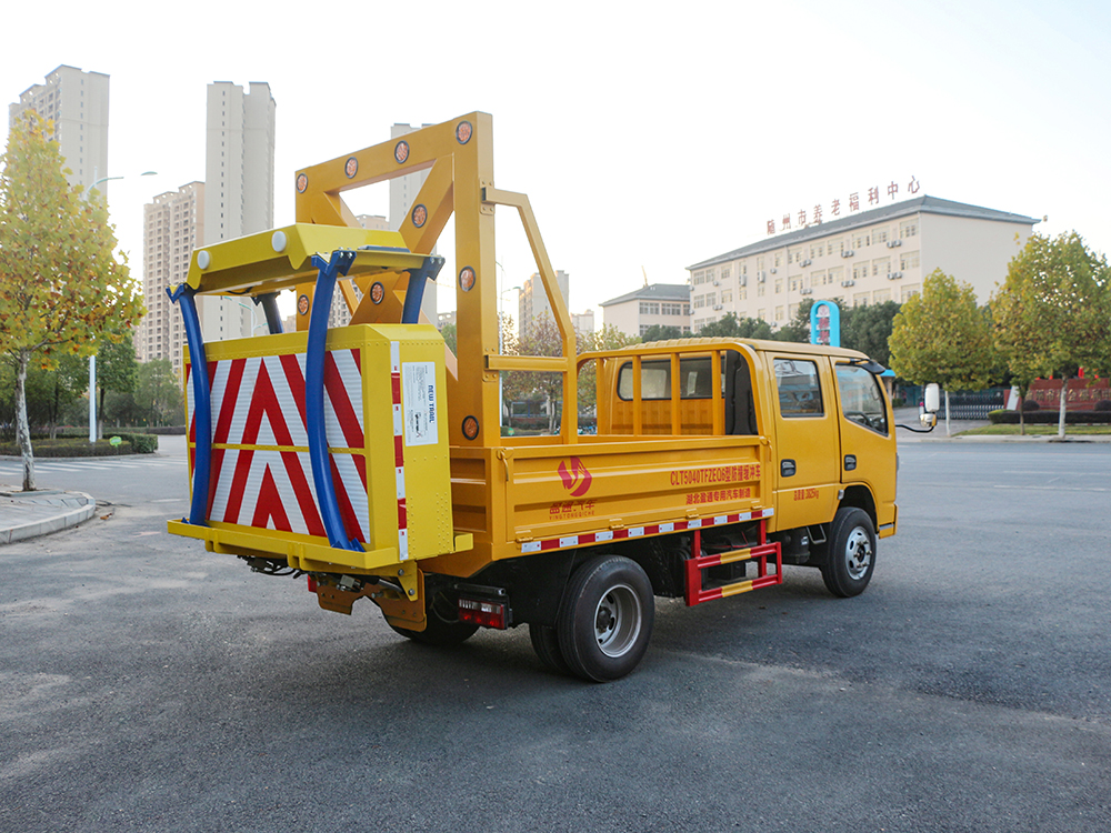 CLT5040TFZEQ6型防撞緩沖車