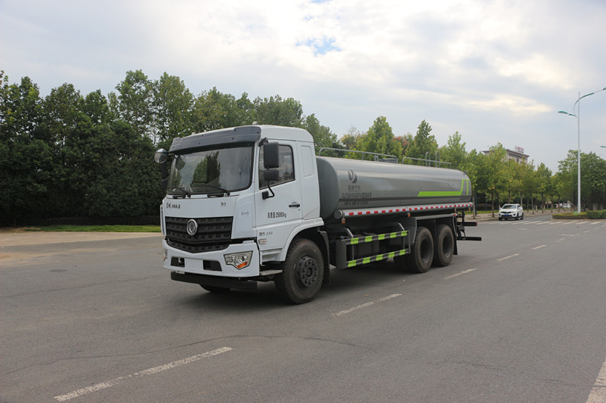 東風(fēng)專(zhuān)底 19 方灑水車(chē)